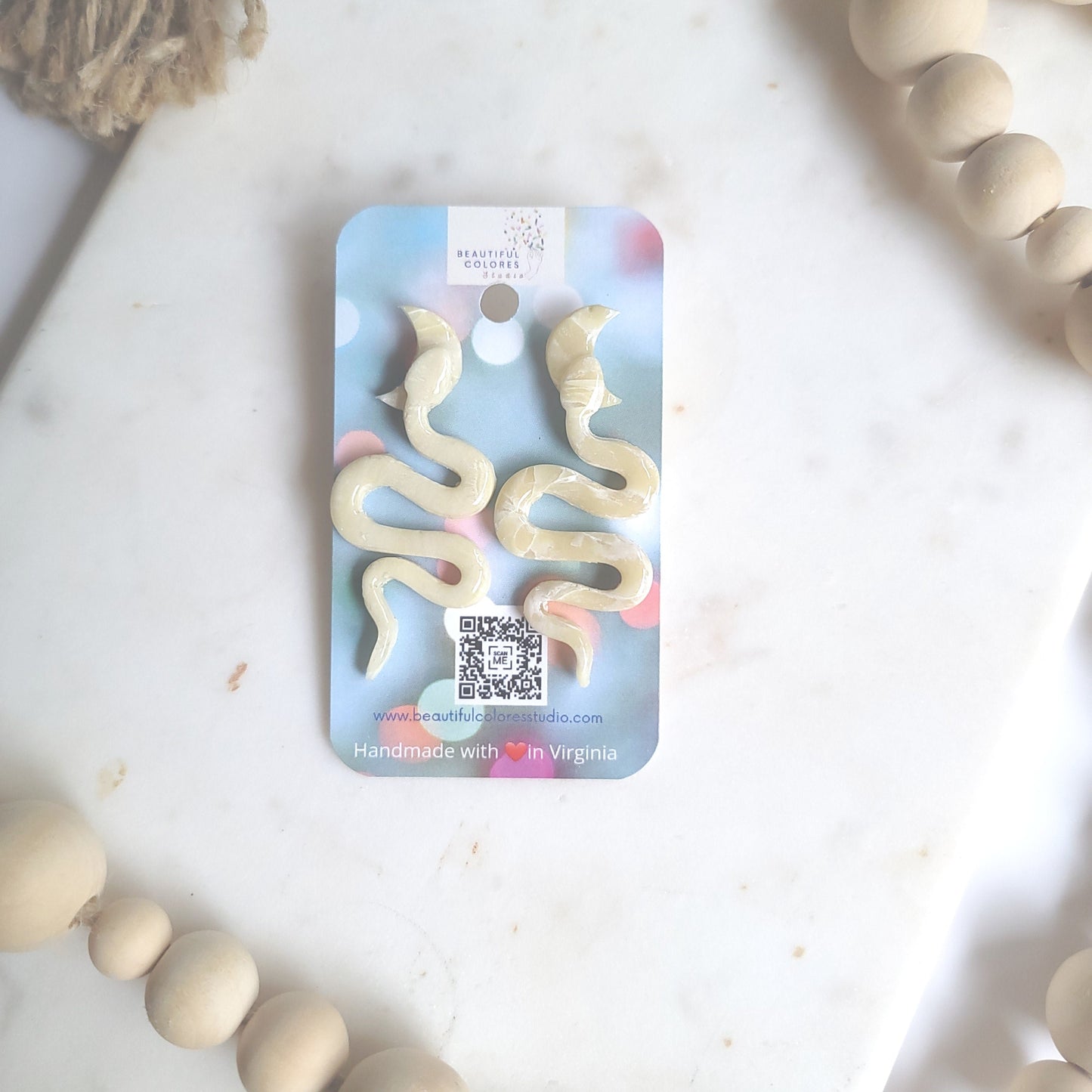 GLOW SNAKES