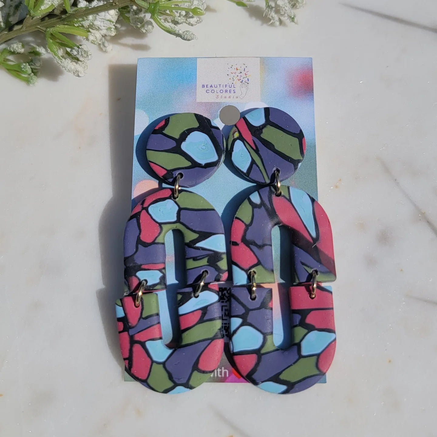 COLORFUL ART DANGLES