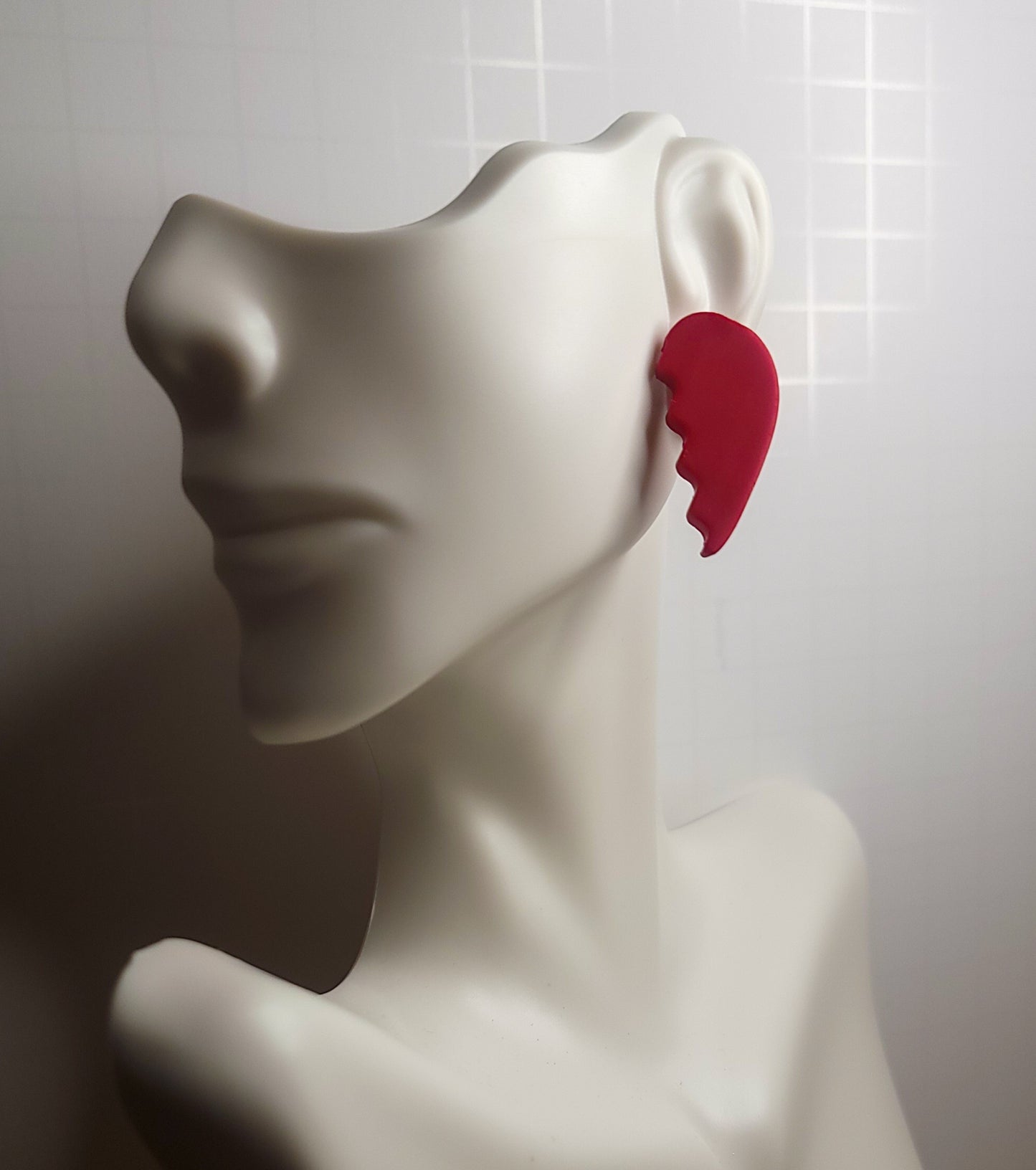 HEARTBREAK STUDS