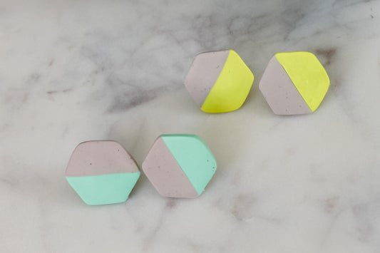 DOUBLE COLORED STUDS