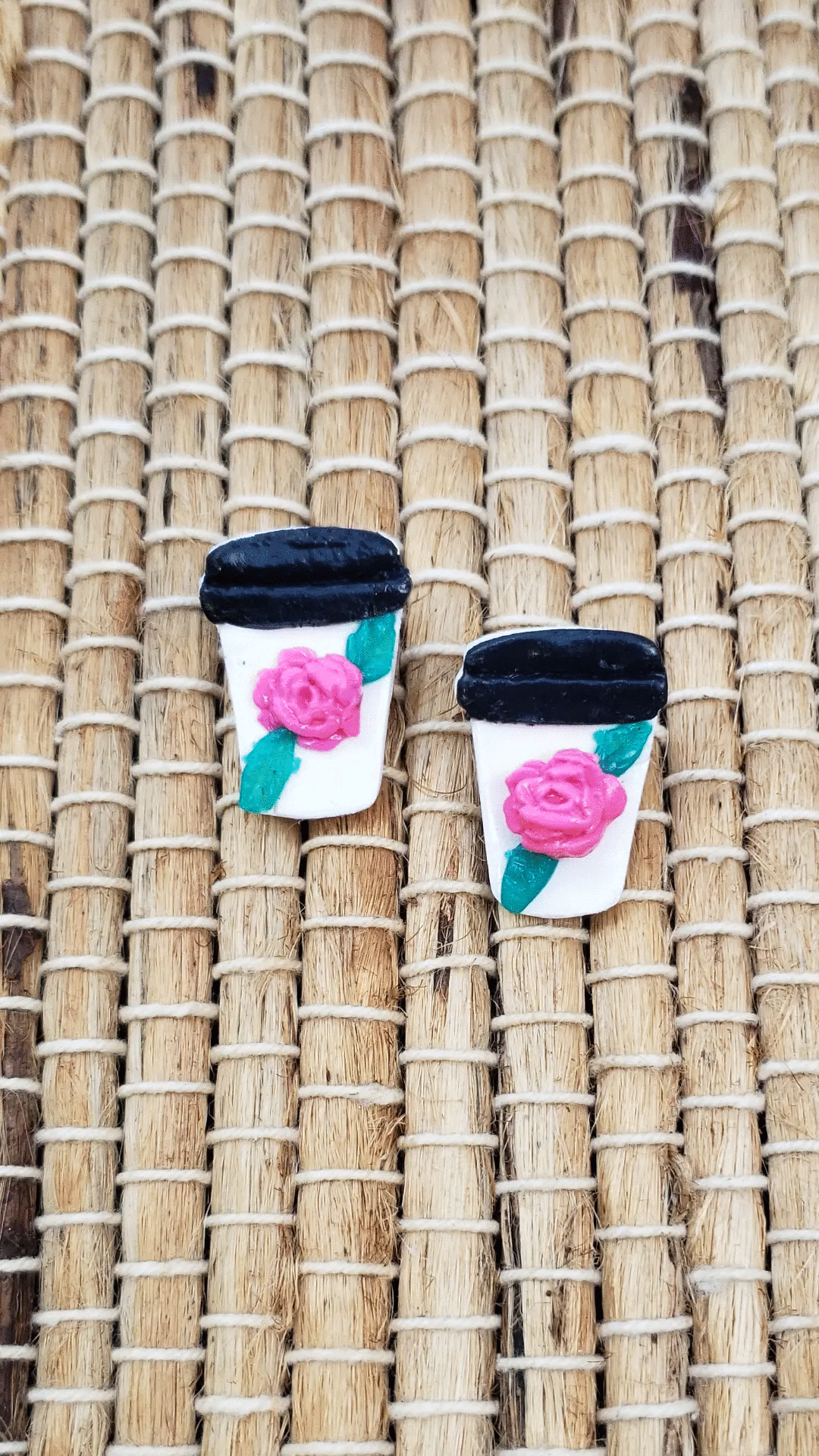 Coffee cup studs