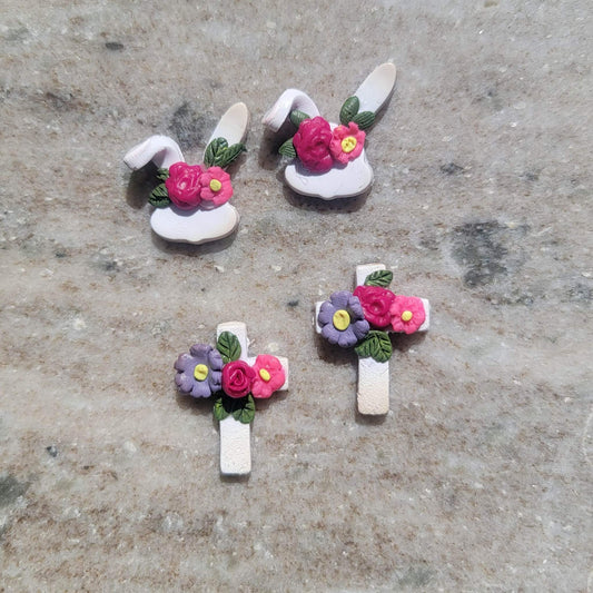 EASTER STUDS